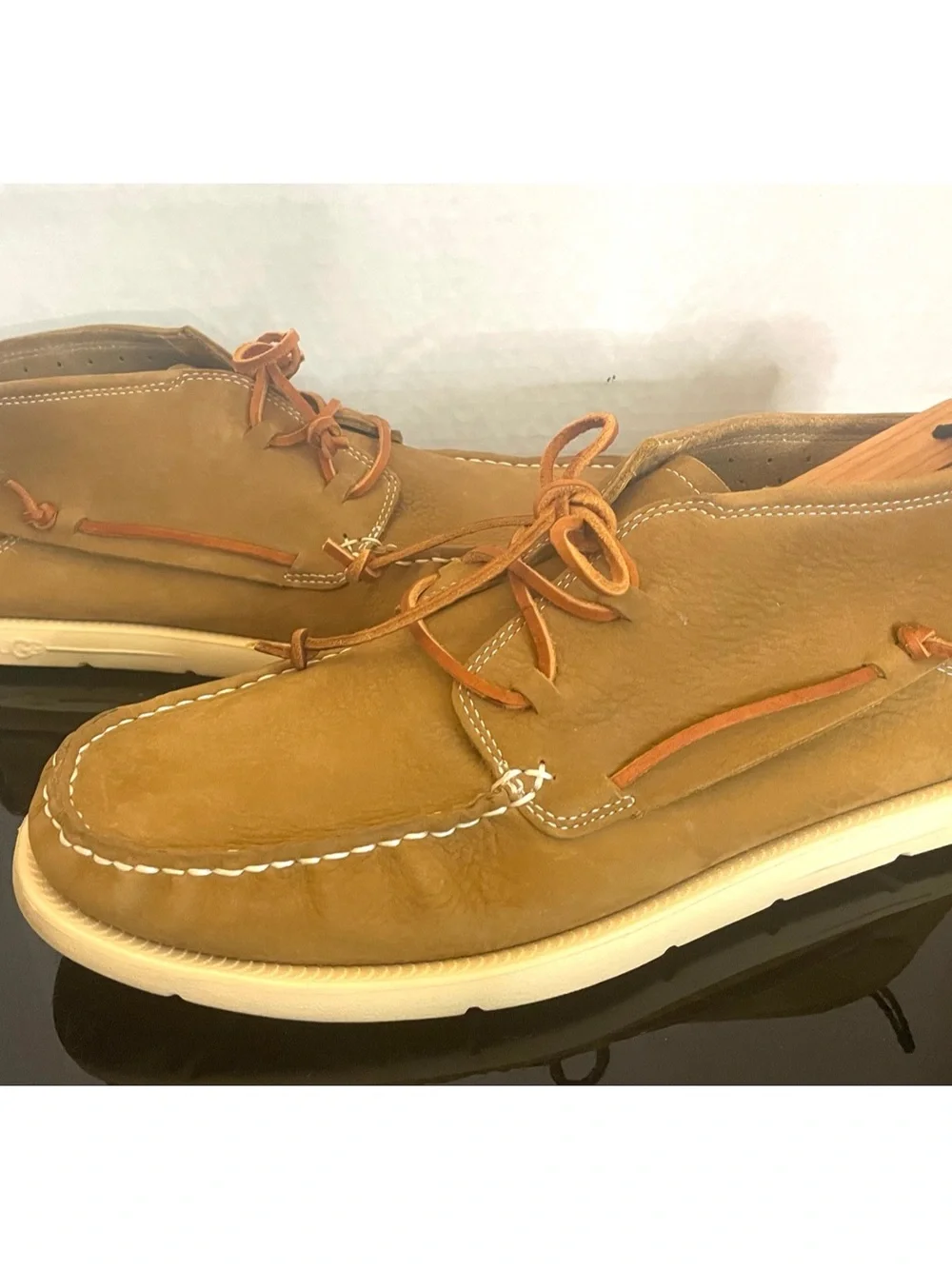 UGG Beach Moc Chukka Full Grain Washable Leather Carmel Color Size 11.5